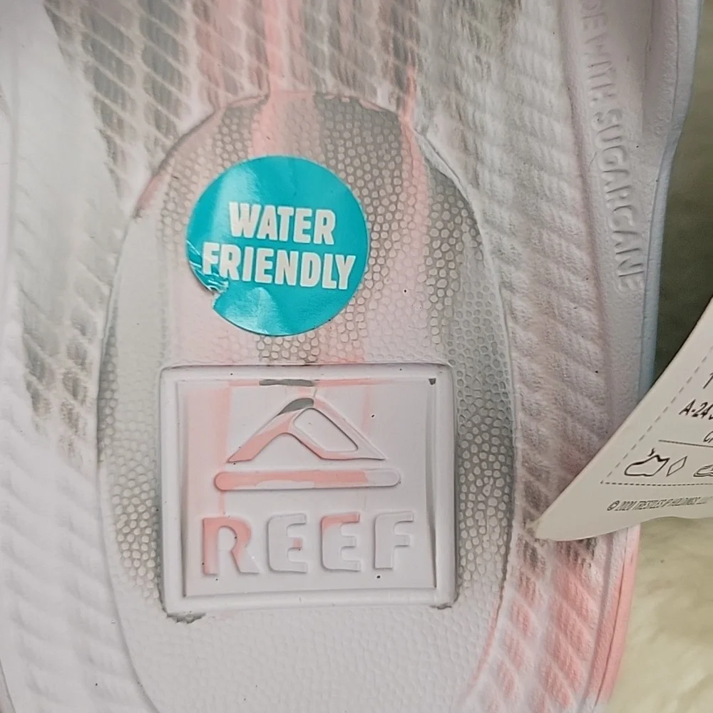 🩴NWT REEF Women's Water Xslide Sandals. White, Pink, Gray Colors. Size 9. - Picture 7 of 12
